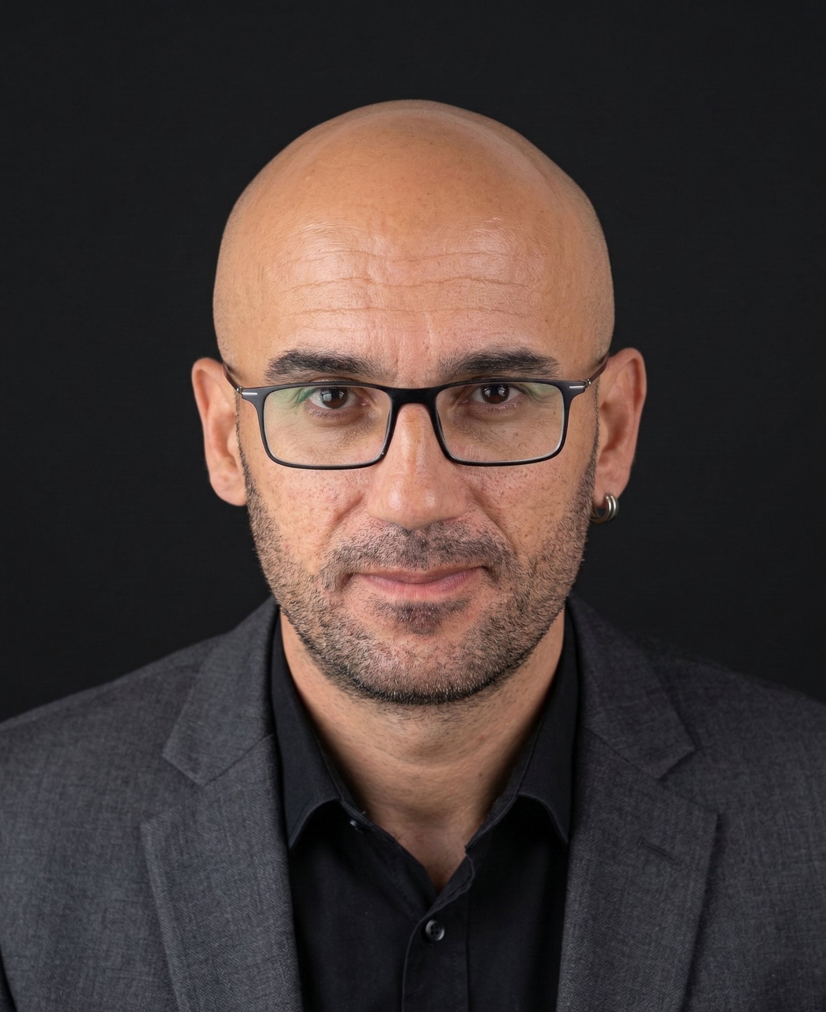 Dr. M. Oktar Guloglu — Neuroscientist and Author